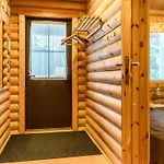 Kilpolan Orvokki- Pauliina Ja Karoliina By Interhome *