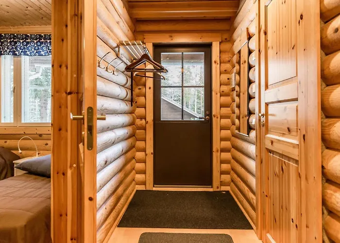 Kilpolan Orvokki- Pauliina Ja Karoliina By Interhome